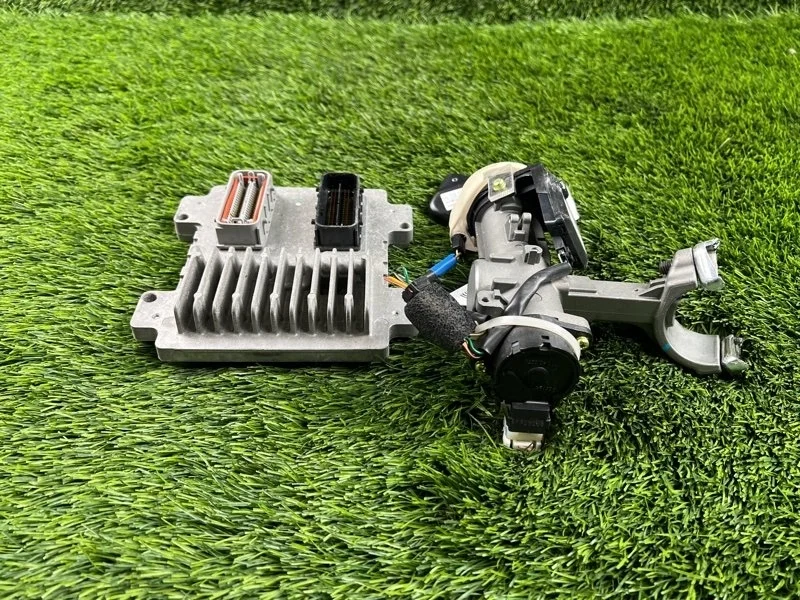 Блок управления двигателя Chevrolet Captiva 2011 12637791 C140 LE5