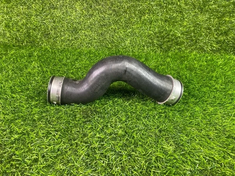 Патрубок интеркулера Volkswagen Passat 2008 3C0145832Q B6 BZB 1.8T