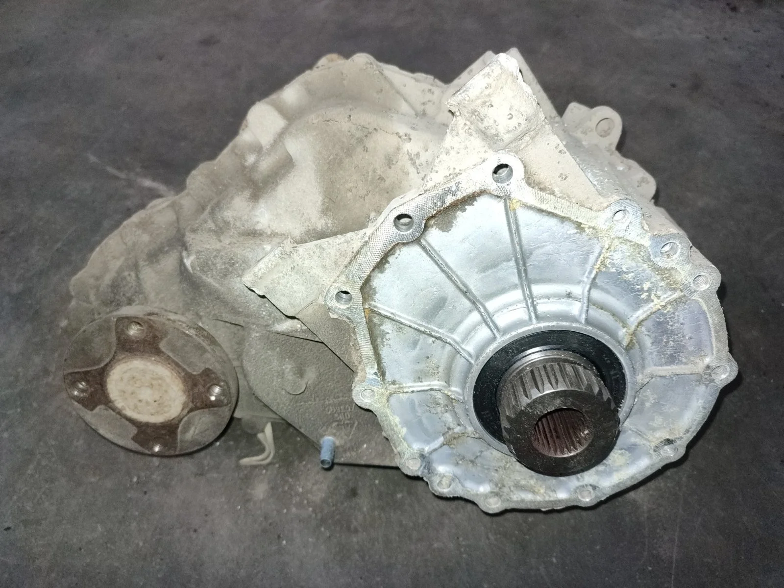 Раздатка SsangYong Kyron 2009 D130