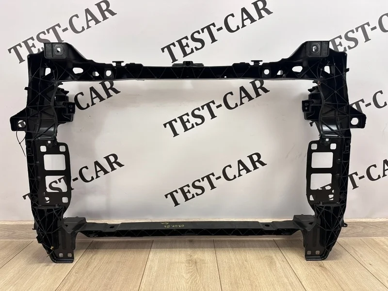 Передняя панель VW Touareg 3 2019- CR7