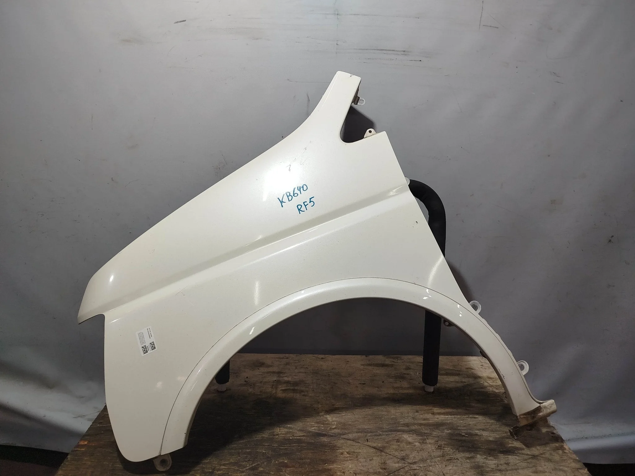 КРЫЛО HONDA 60261S7S000ZZ ПЕРЕД ЛЕВО белый, NH624P KB640