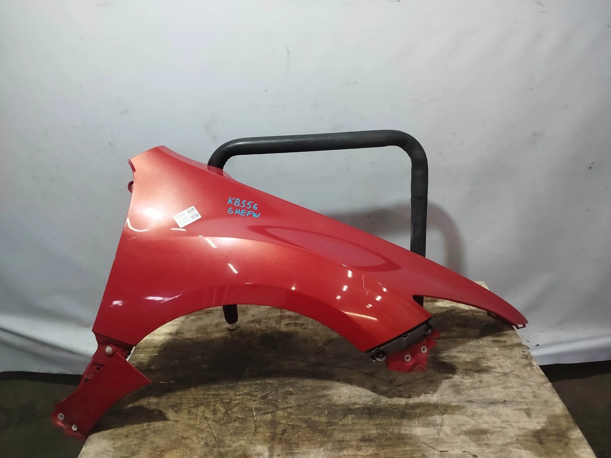 КРЫЛО MAZDA GS1D52110C ПЕРЕД ПРАВО красный, 27A KB556