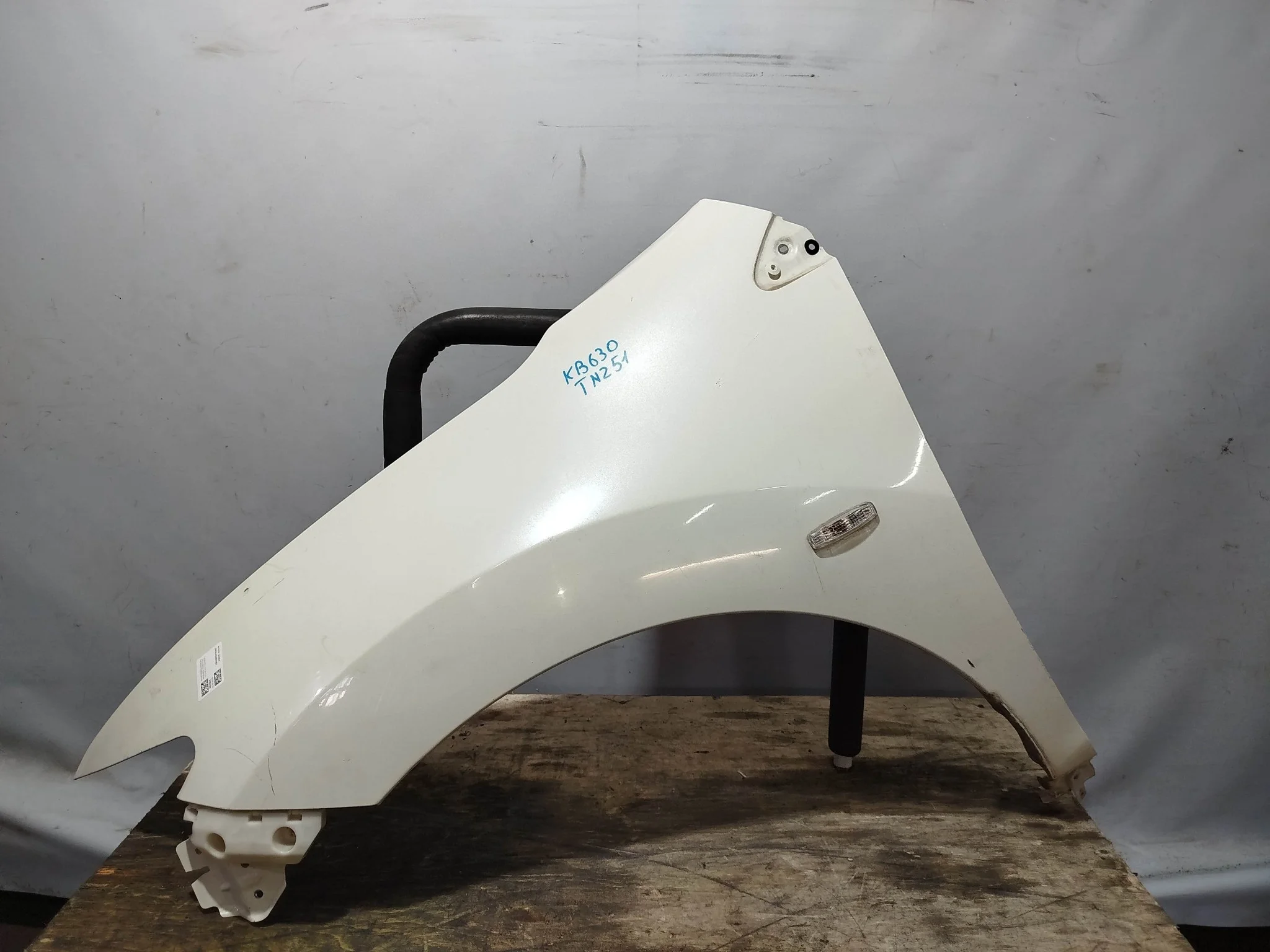 КРЫЛО NISSAN MURANO PNZ51 TNZ51 TZ51 Z51 F31011AAMB ПЕРЕДНЕЕ ЛЕВОЕ белый, QX1 KB630