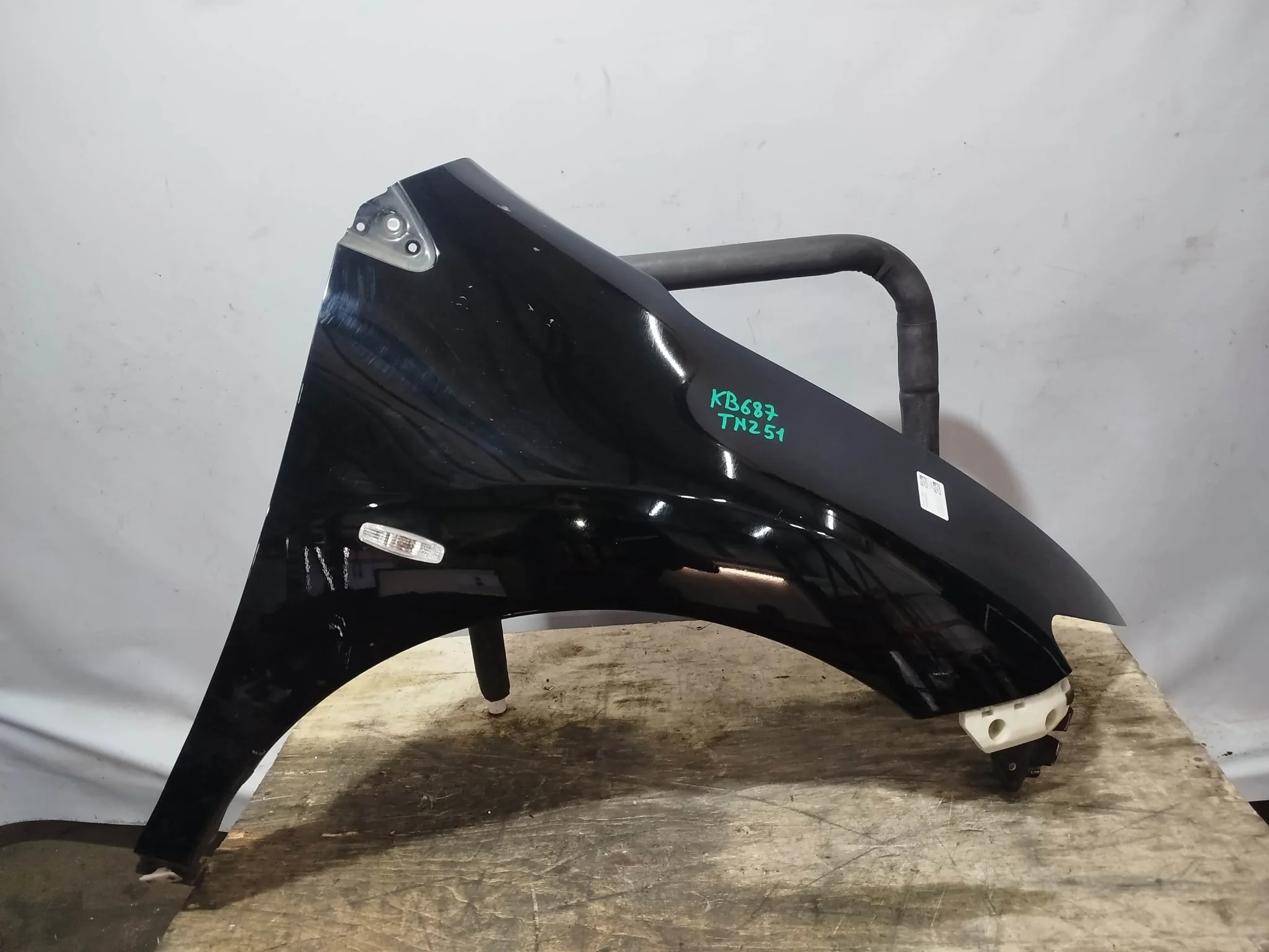 КРЫЛО NISSAN MURANO PNZ51 TNZ51 TZ51 Z51 F31001AAMB ПЕРЕДНЕЕ ПРАВОЕ черный, KH3 KB687