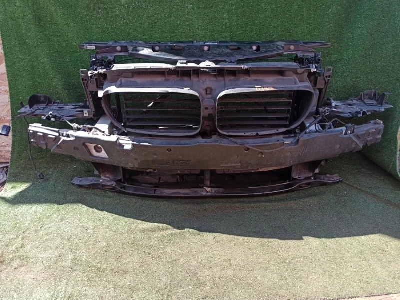 Передняя панель/телевизор BMW 535iX 2011 F10