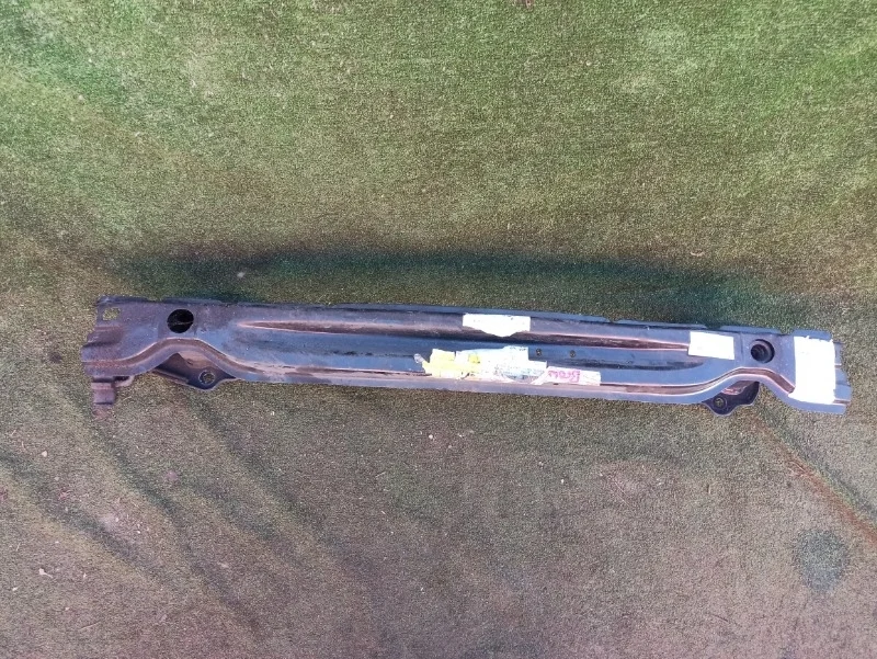 Кронштейн бампера задний BMW E84