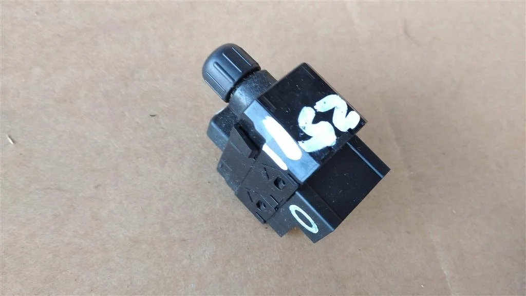 Б.у. блок управления зеркалами NISSAN MURANO Z51 NISSAN MURANO Z51