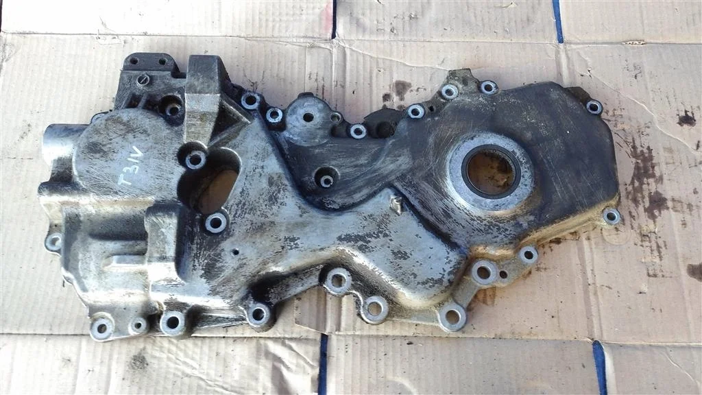 Б.у. крышка грм NISSAN X-TRAIL T31 NISSAN X-TRAIL T31