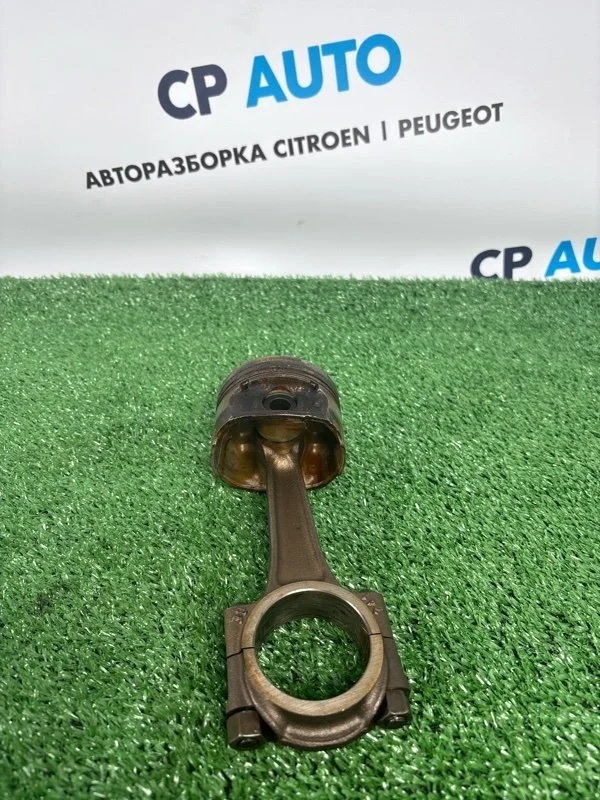 Поршень с шатуном nfu Citroen C4 2005
