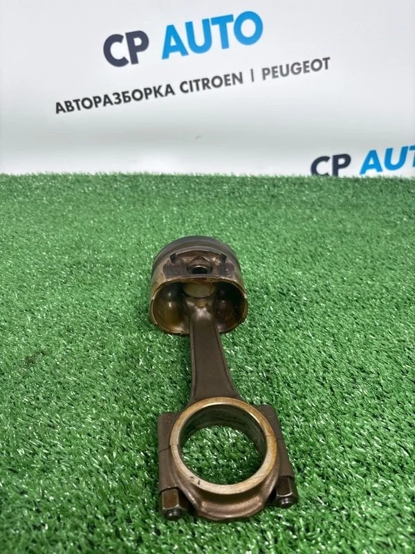 Поршень с шатуном nfu Peugeot 307 2005