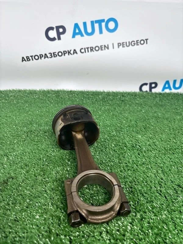 Поршень с шатуном nfu Peugeot 307 2006