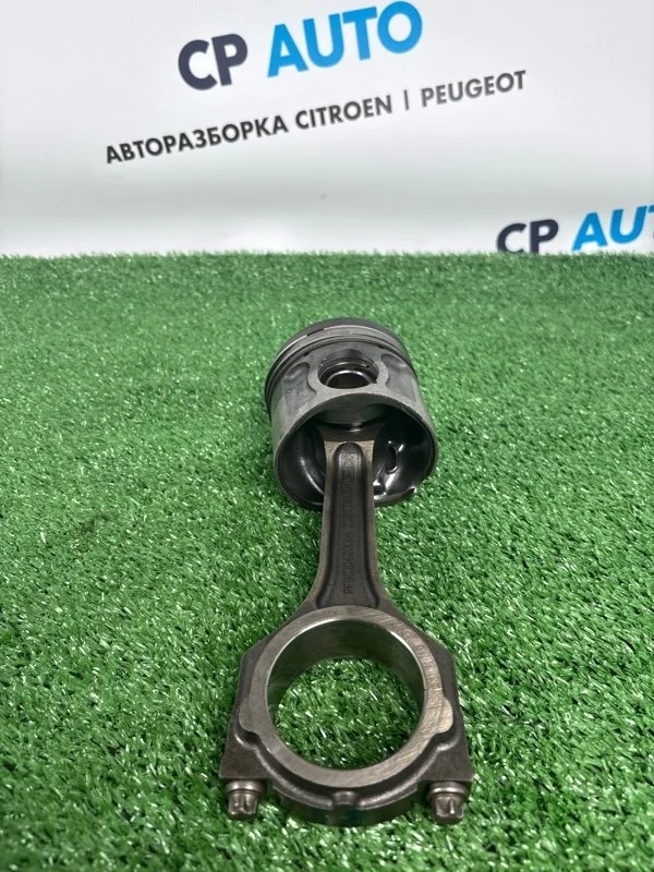 Поршень с шатуном Peugeot Boxer 250