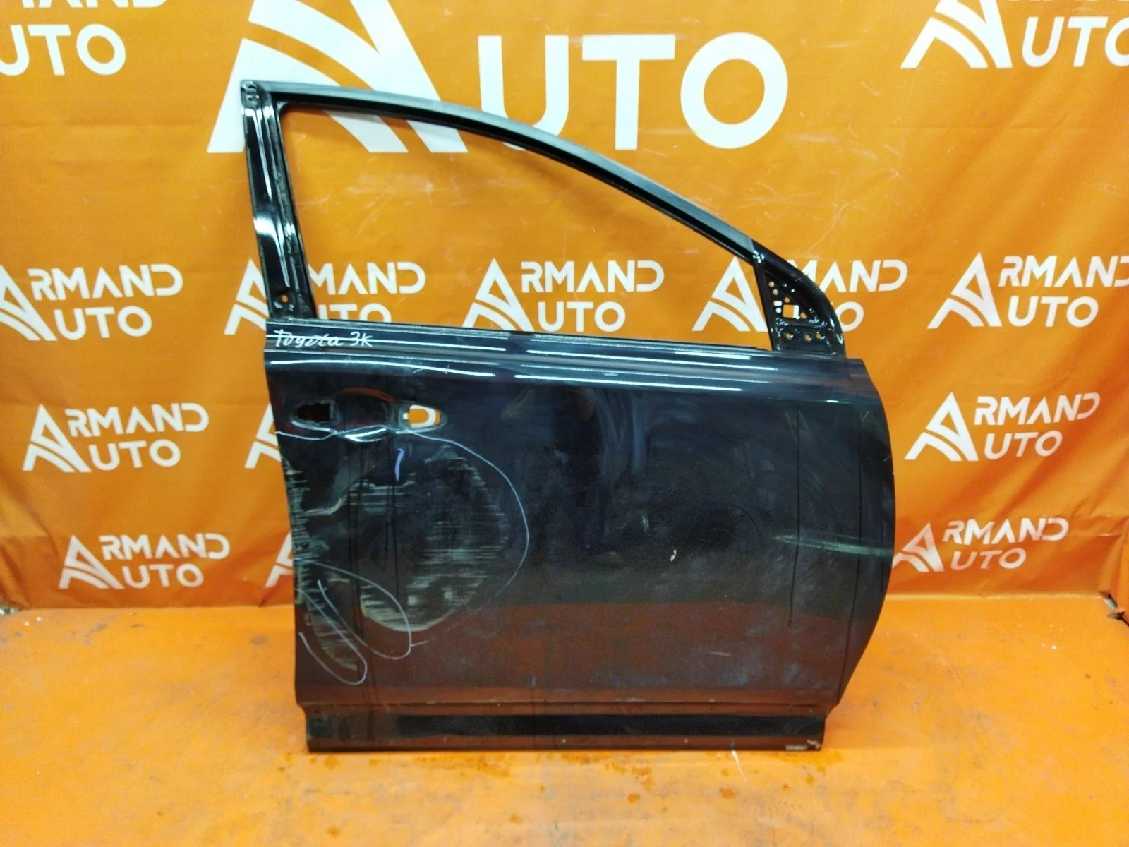 Дверь Toyota RAV4 2012-2019 CA40