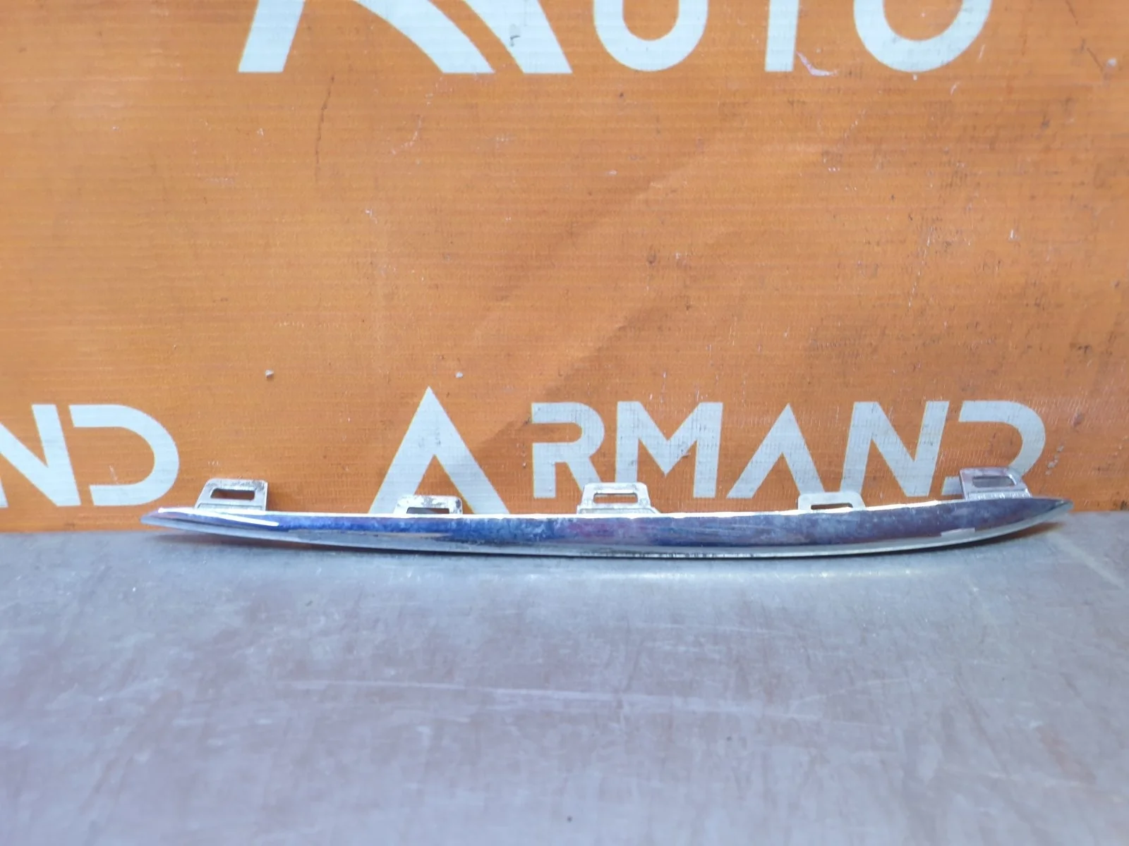 Накладка решетки бампера нижняя Mercedes GLE-Class 2018-нв V167