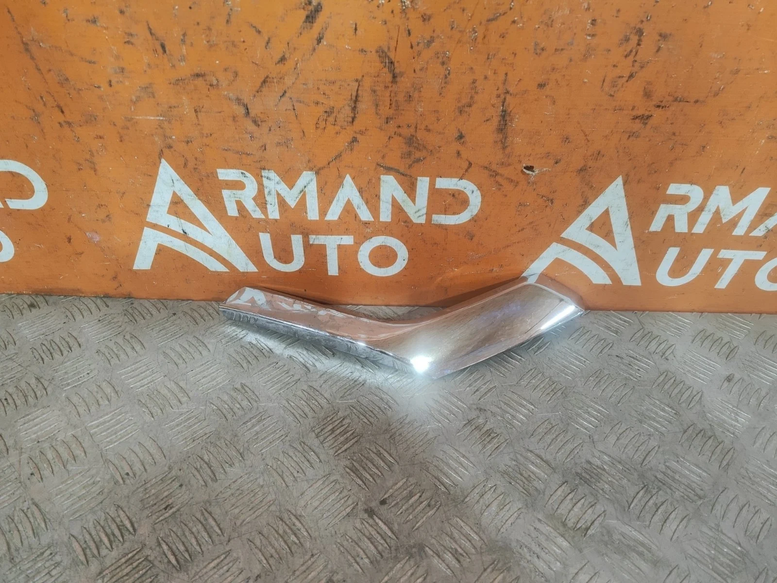 Накладка бампера нижняя Mitsubishi Pajero Sport 2015-2021 3