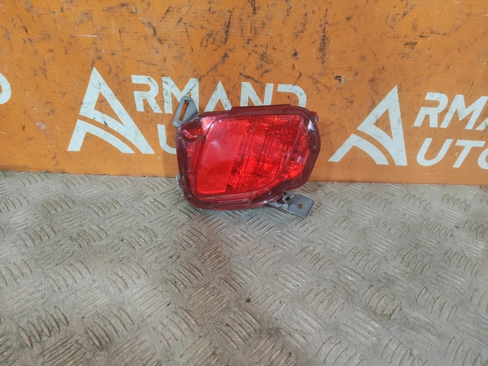 Фонарь противотуманный Toyota Highlander 2013-2019 U50