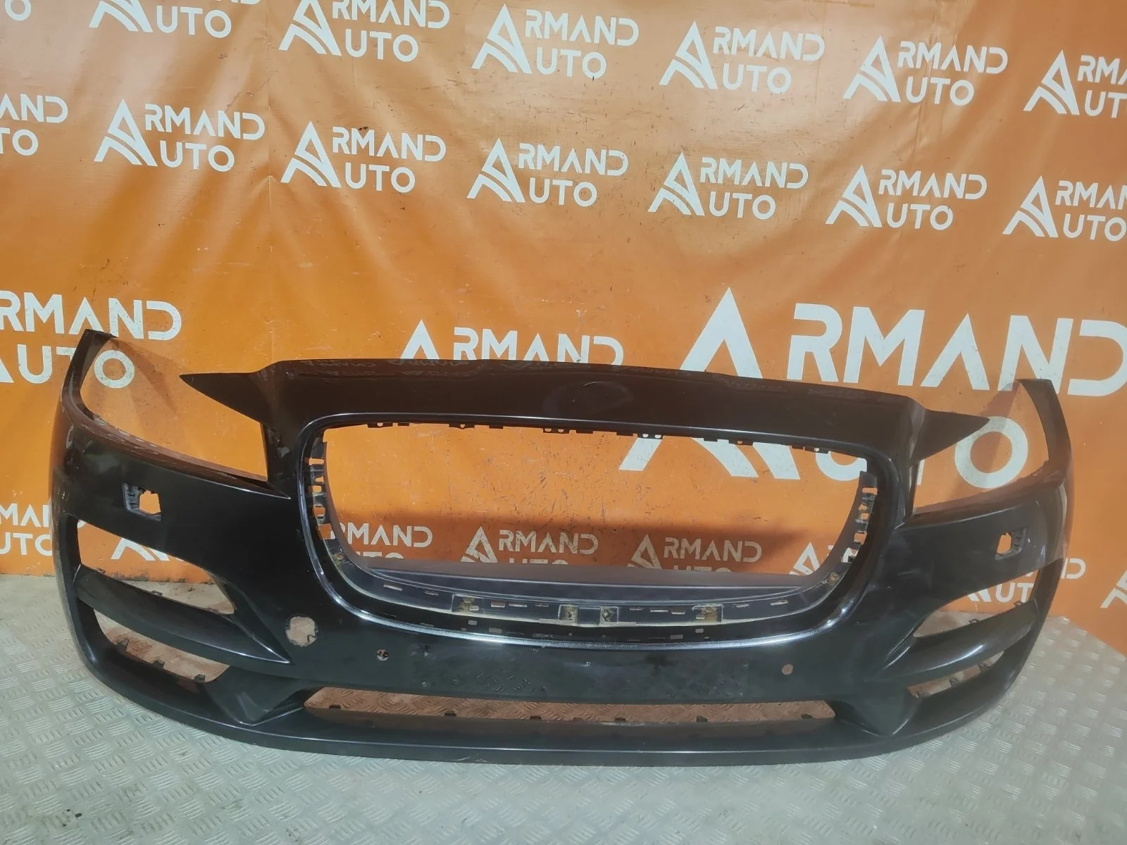 Бампер Jaguar F-PACE 2016-2020