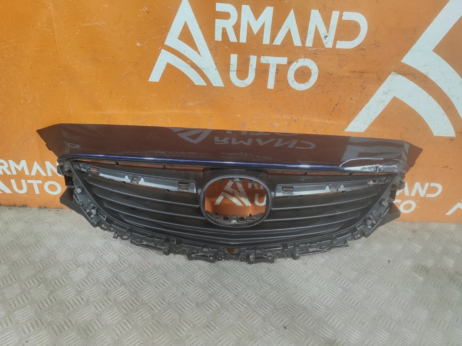 Решетка радиатора Mazda 6 2012-2018 3 GJ