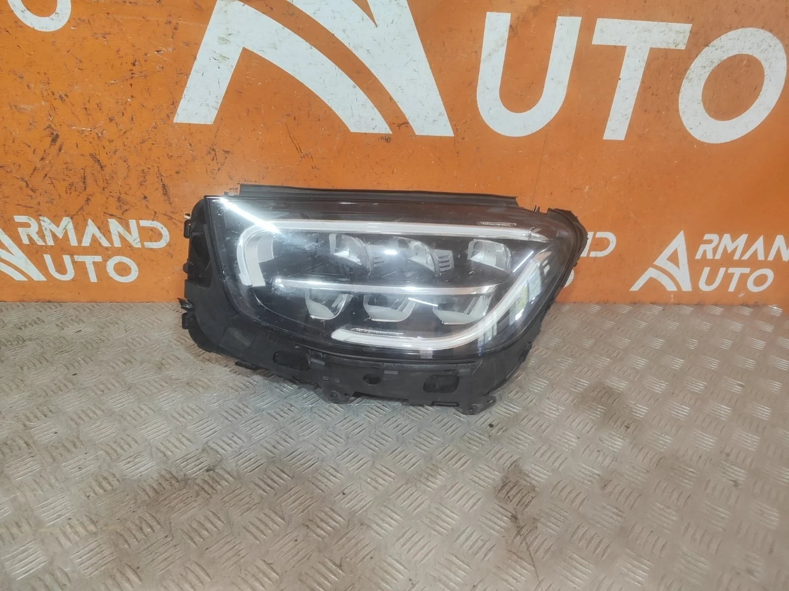 Фара Mercedes GLC-Class 2019-нв X253