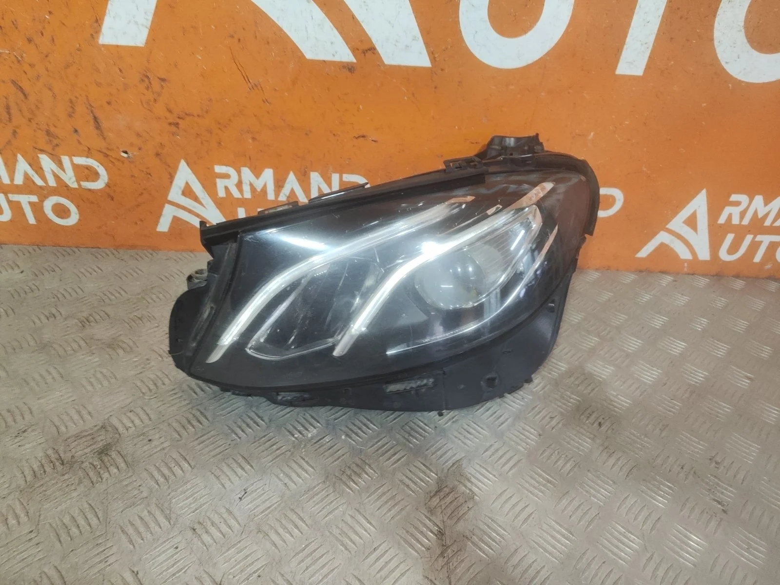 Фара Mercedes -Class 2016-2020 W213, S213, C238