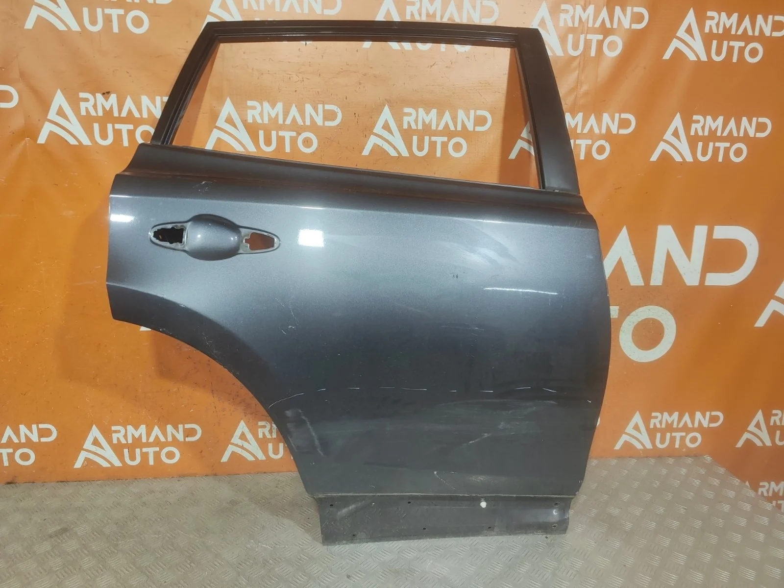 Дверь Toyota RAV4 2012-2019 CA40