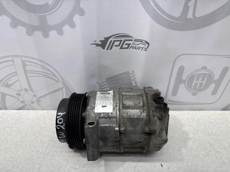 Компрессор кондиционера Mercedes-benz 2010 W204