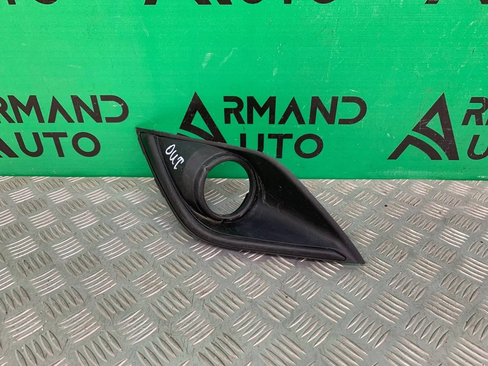 Окантовка птф Mitsubishi Outlander 2018-нв 3