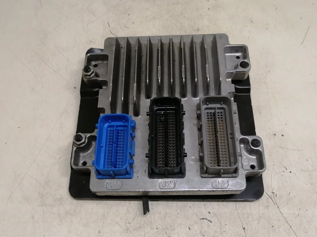Блок управления двигателем Chevrolet Cruze 2011