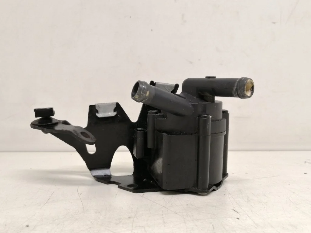 Помпа дополнительная Citroen C4 picasso 2012