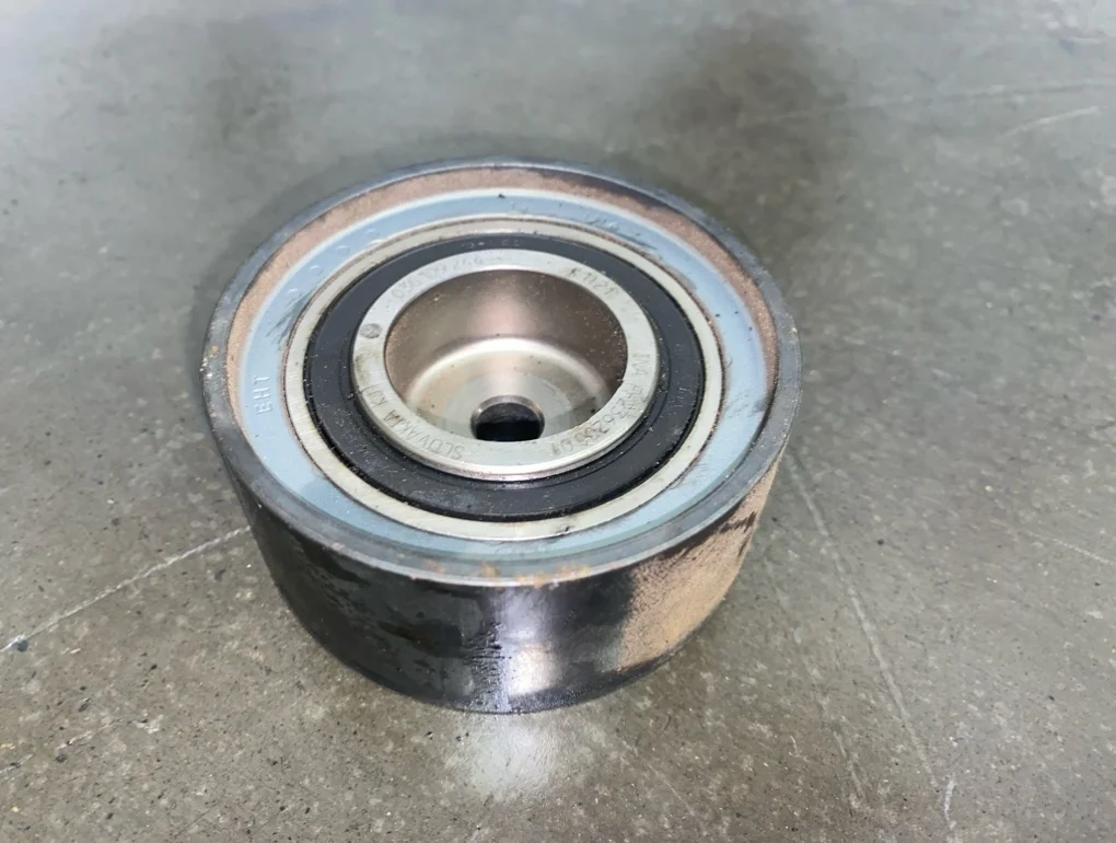 Ролик грм обводной Volkswagen Passat 2009 B6