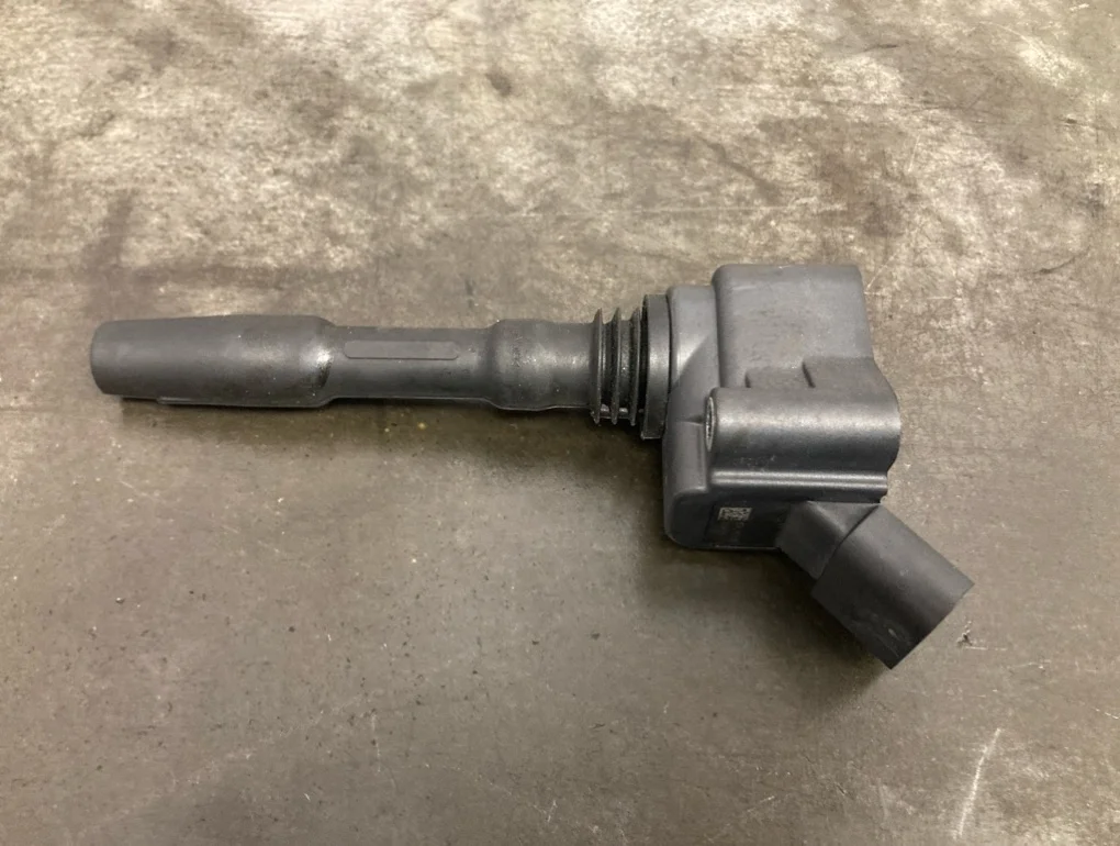 Катушка зажигания Audi A6 2016 C7