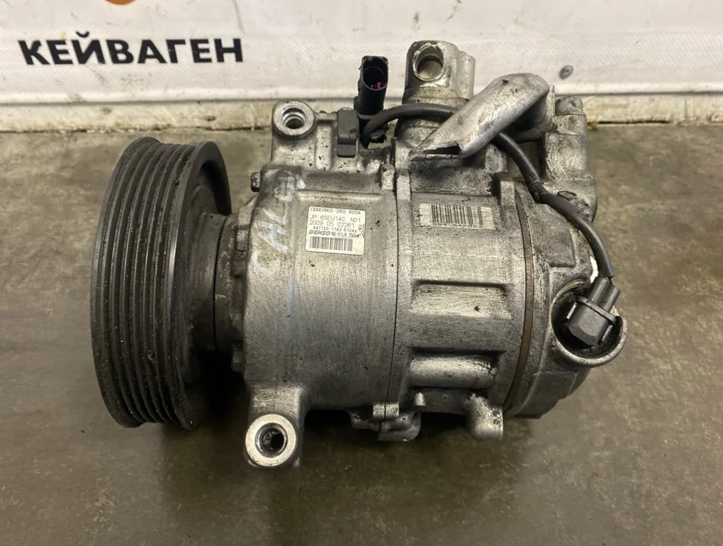 Компрессор кондиционера Audi Q5 2009 8R