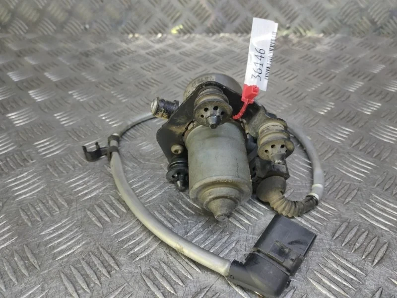 Электро вакуумный насос тормозной системы Audi A3