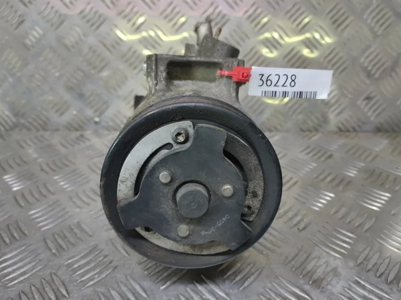 Компрессор кондиционера Skoda Superb 2