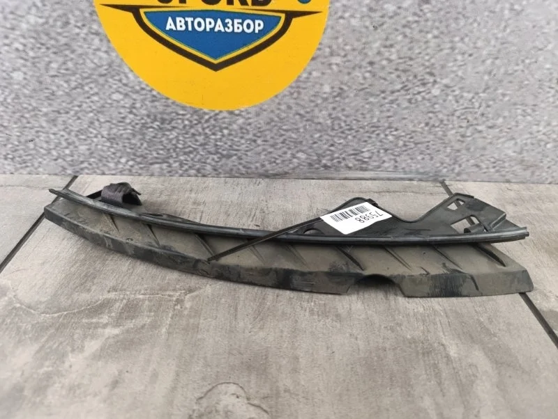 Кронштейн бампера Volvo C30 2012 MK43