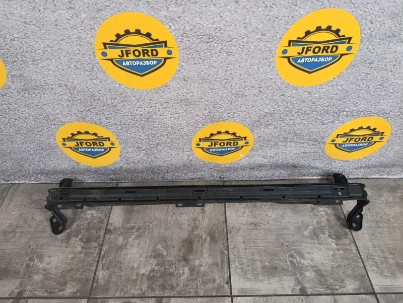 Планка под радиаторы Volvo C30 2012 MK43