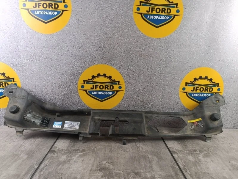 Дефлектор над радиатором Volvo C30 2012 MK43