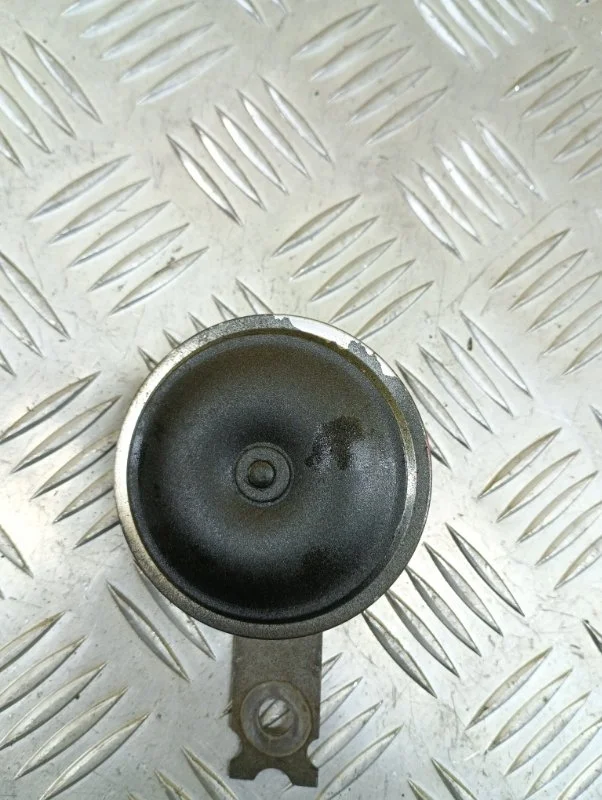 Сигнал звуковой Mitsubishi Pajero Sport Ii (2008-2017) 2008 MN117371 ВНЕДОРОЖНИК 3.2 D 4M41