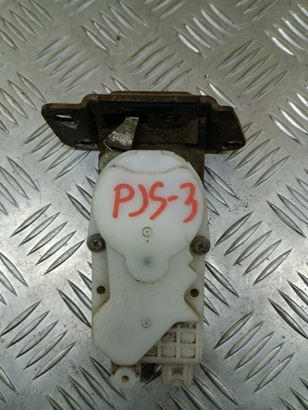 Замок багажника Mitsubishi Pajero Sport Ii (2008-2017) 2008 MR959620 ВНЕДОРОЖНИК 3.2 D 4M41