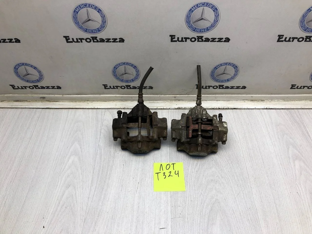 Тормозной суппорт задний Mercedes W203