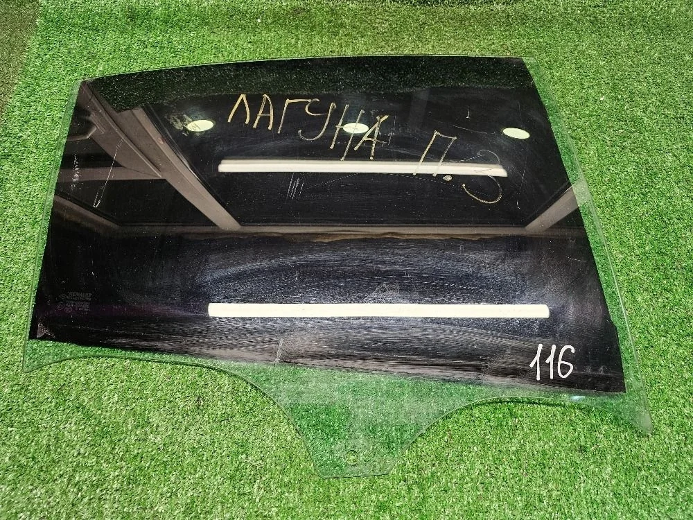 Стекло двери заднее правое Renault Laguna