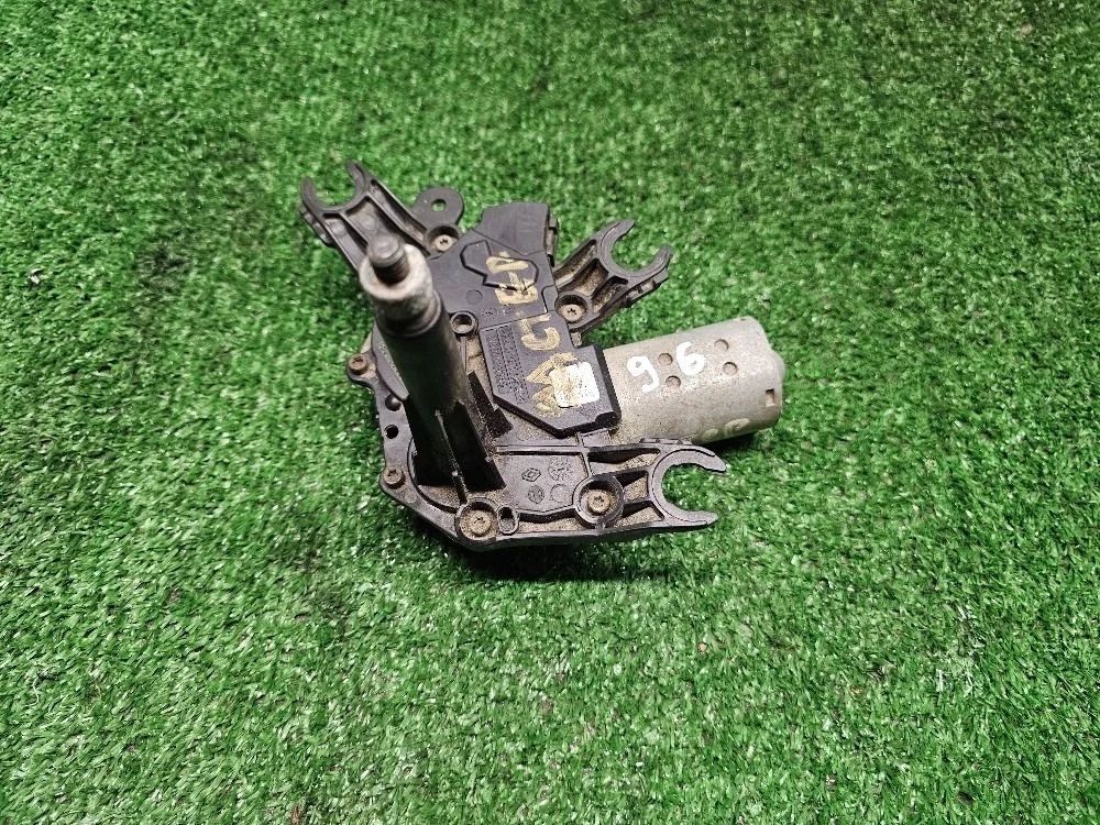 Мотор стеклоочистителя задний Renault Duster