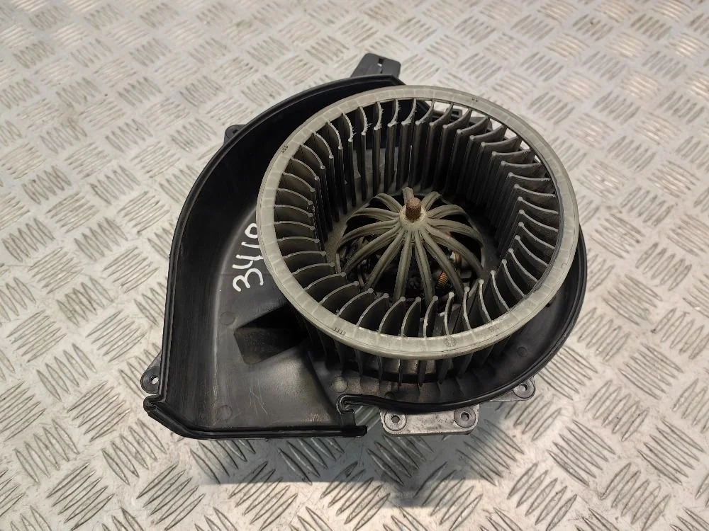 Моторчик печки Volkswagen Polo V