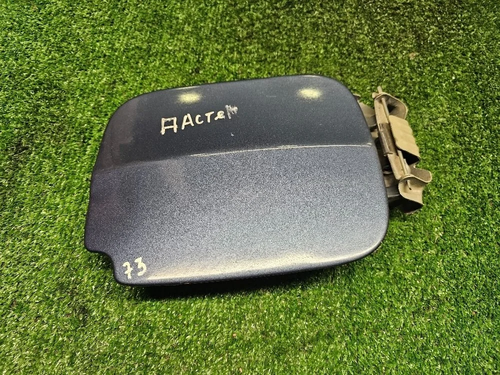 Лючок бензобака Renault Duster