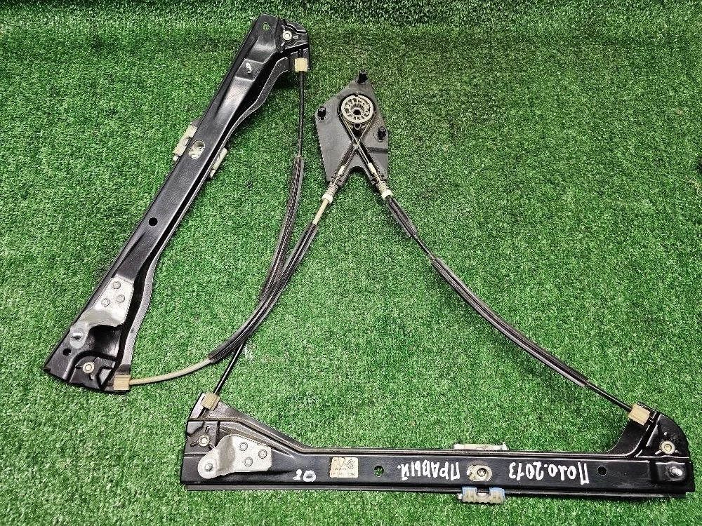 Стеклоподъемник электр. передний правый Volkswagen