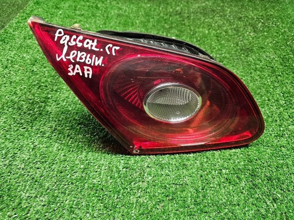 Фонарь внутренний зад левый Volkswagen Passat Cc