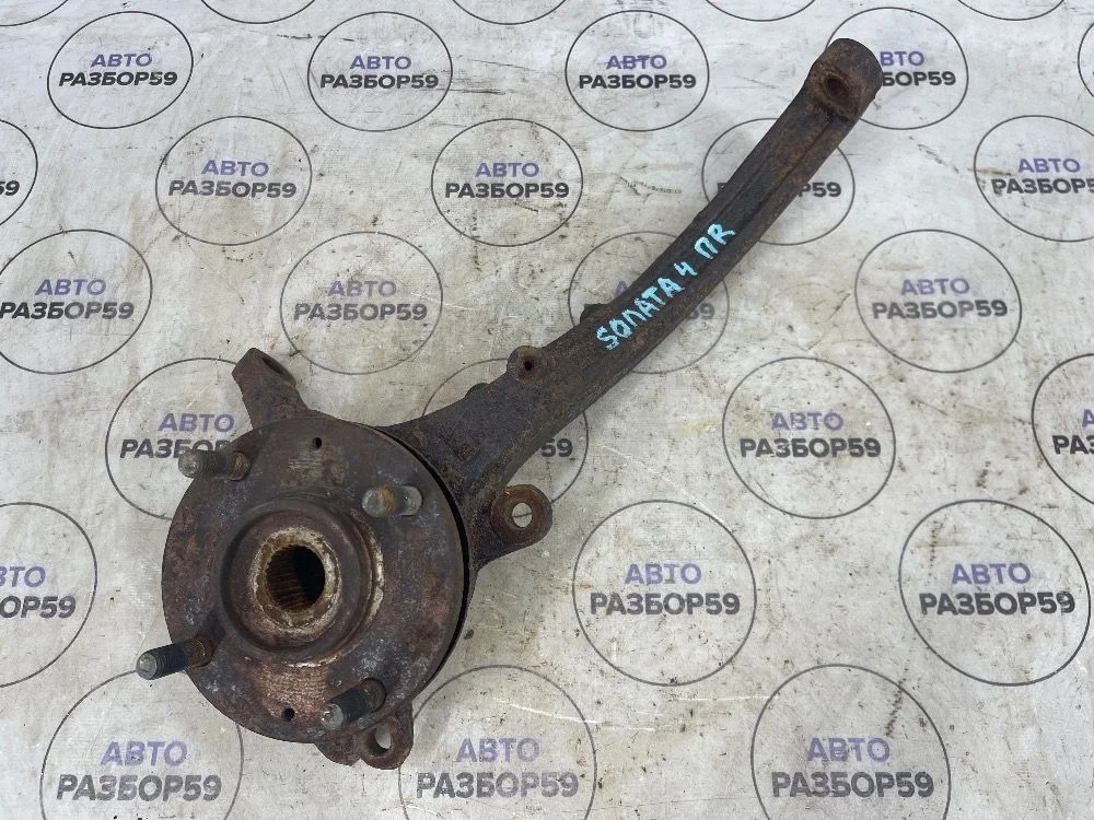 Кулак поворотный передний правый Hyundai Sonata IV рестайлинг (2001—2012)