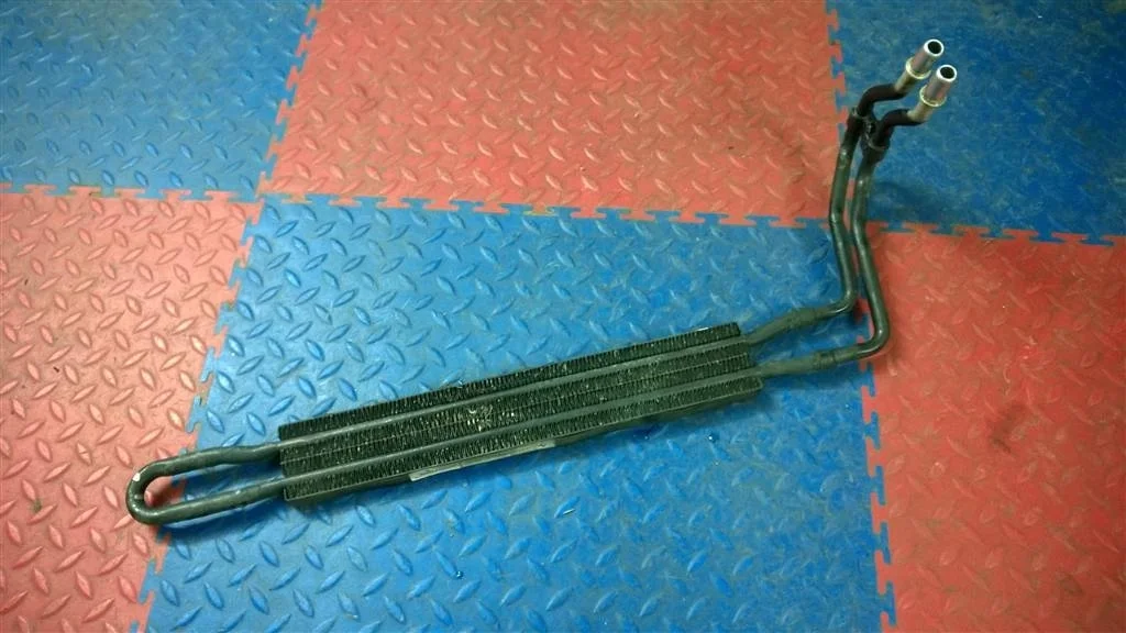 радиатор гидроусилителя BMW X3 E83  M54B30 231лс 3.0i