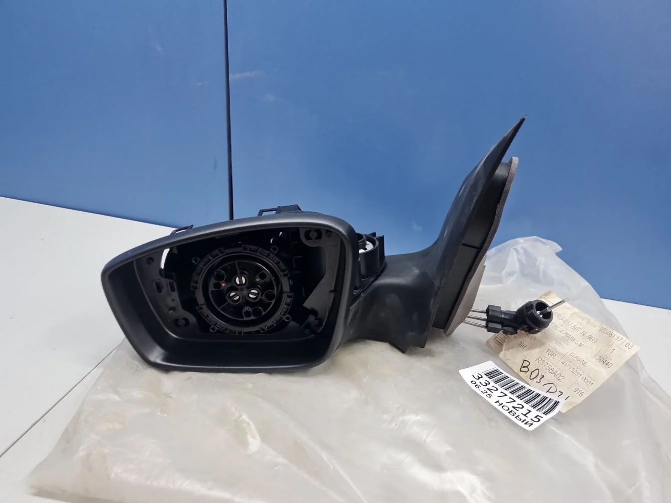 Зеркало левое для Volkswagen Polo Sedan 2011-