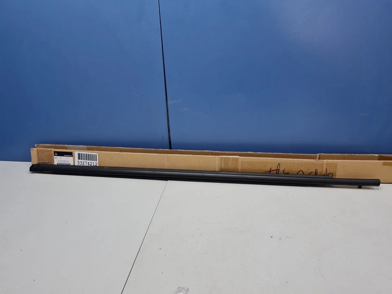 Молдинг стекла передней левой двери для Mitsubishi ASX 2010-2020